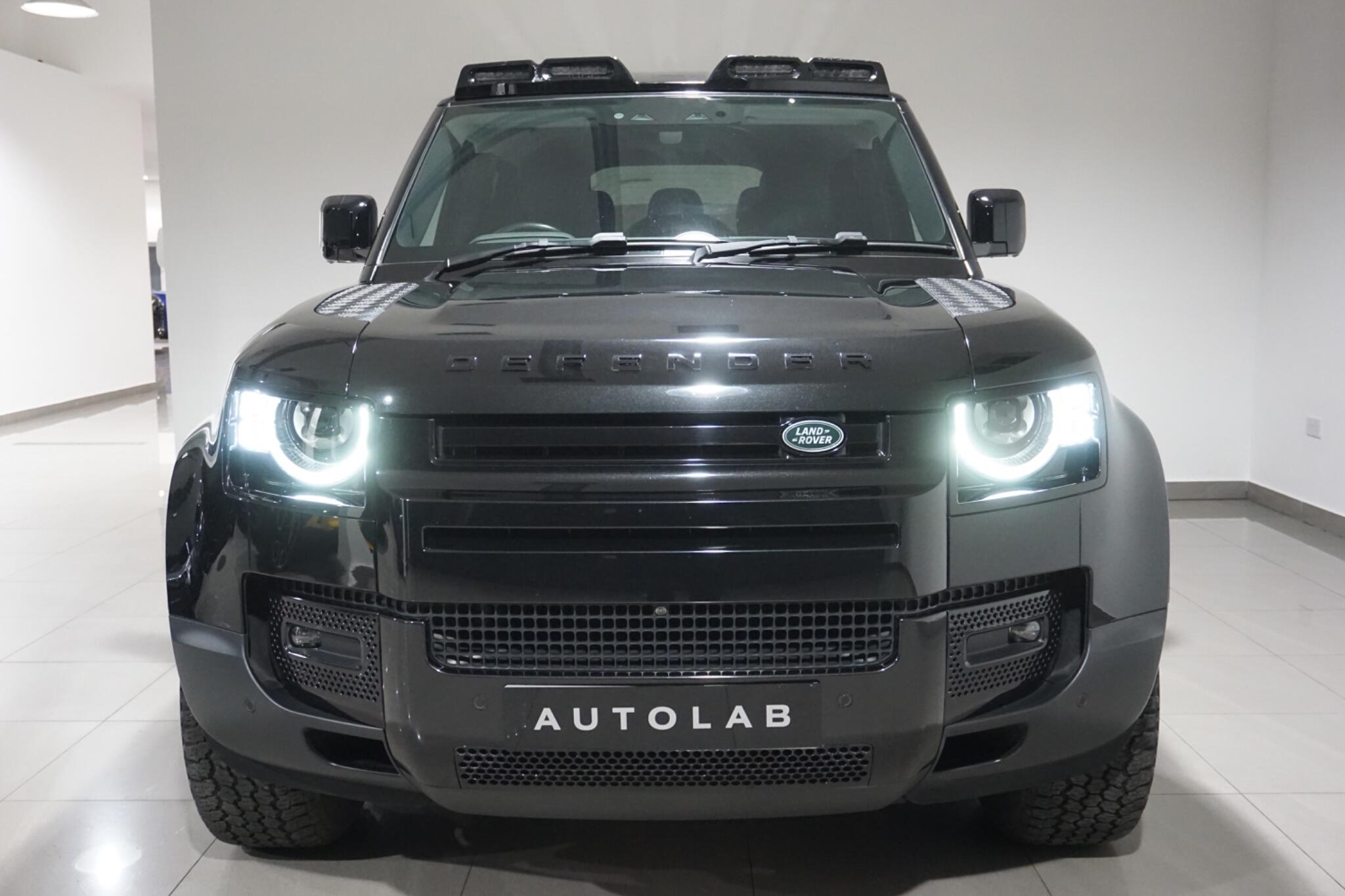 Land Rover Defender 110 3.0 D250 MHEV HSE Hard Top SUV 5dr Diesel Auto 4WD MWB Euro 6 (s/s) (250 ps)